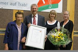 Ehrenbrger-Verleihung 2011 mit Familie